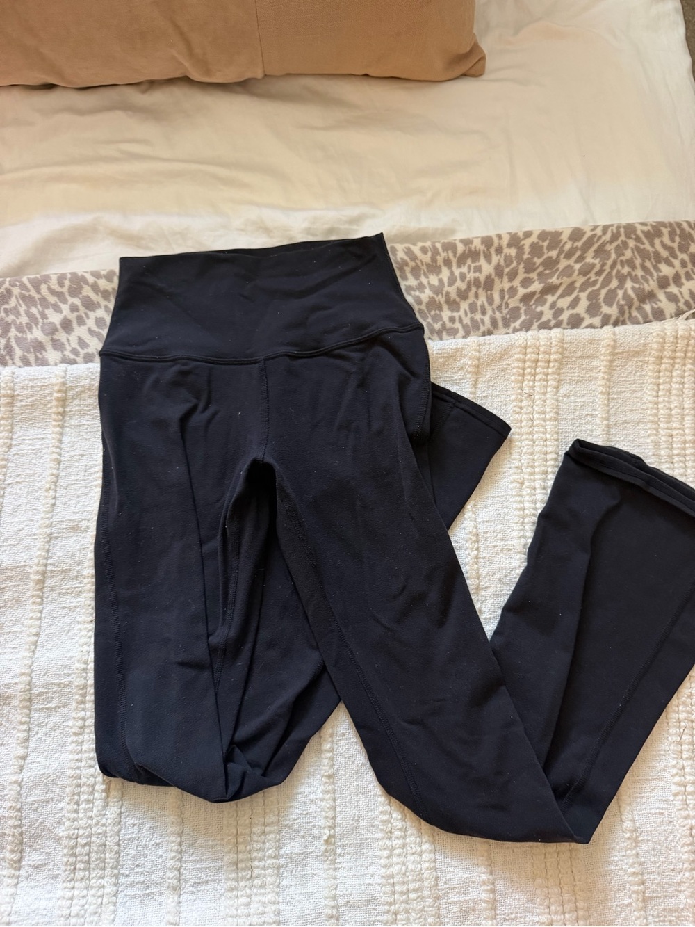 ALO Yoga High-Waist Black Leggings